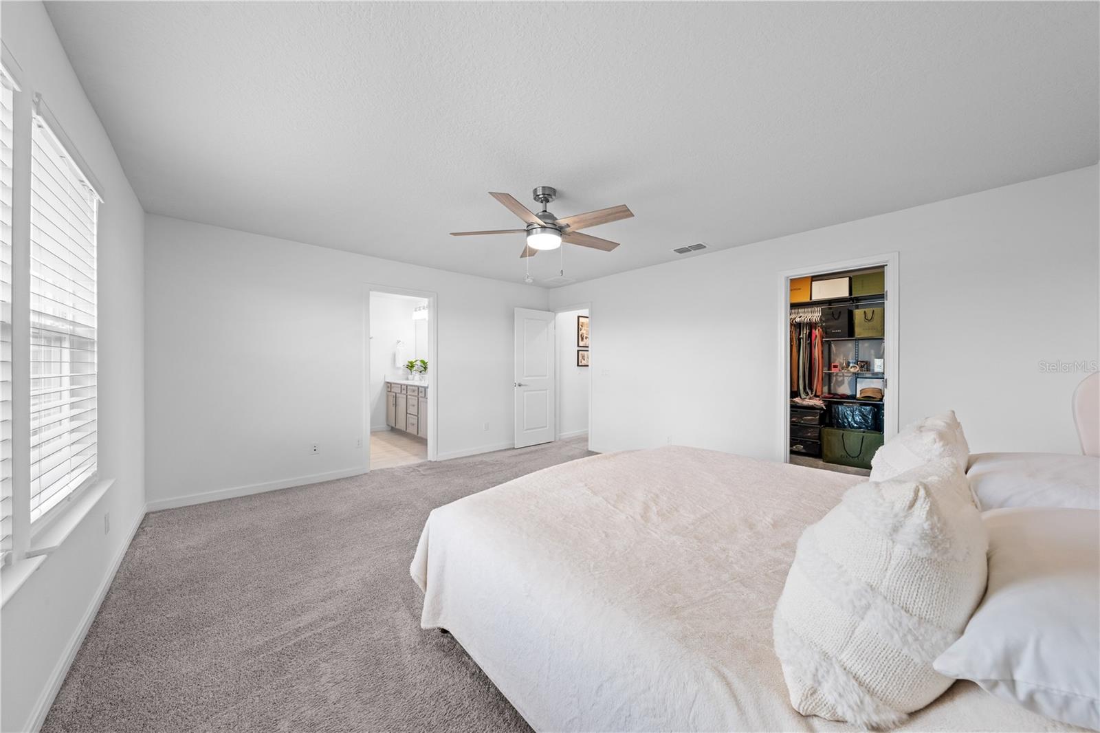 SPLIT OAK RESERVE - Residential