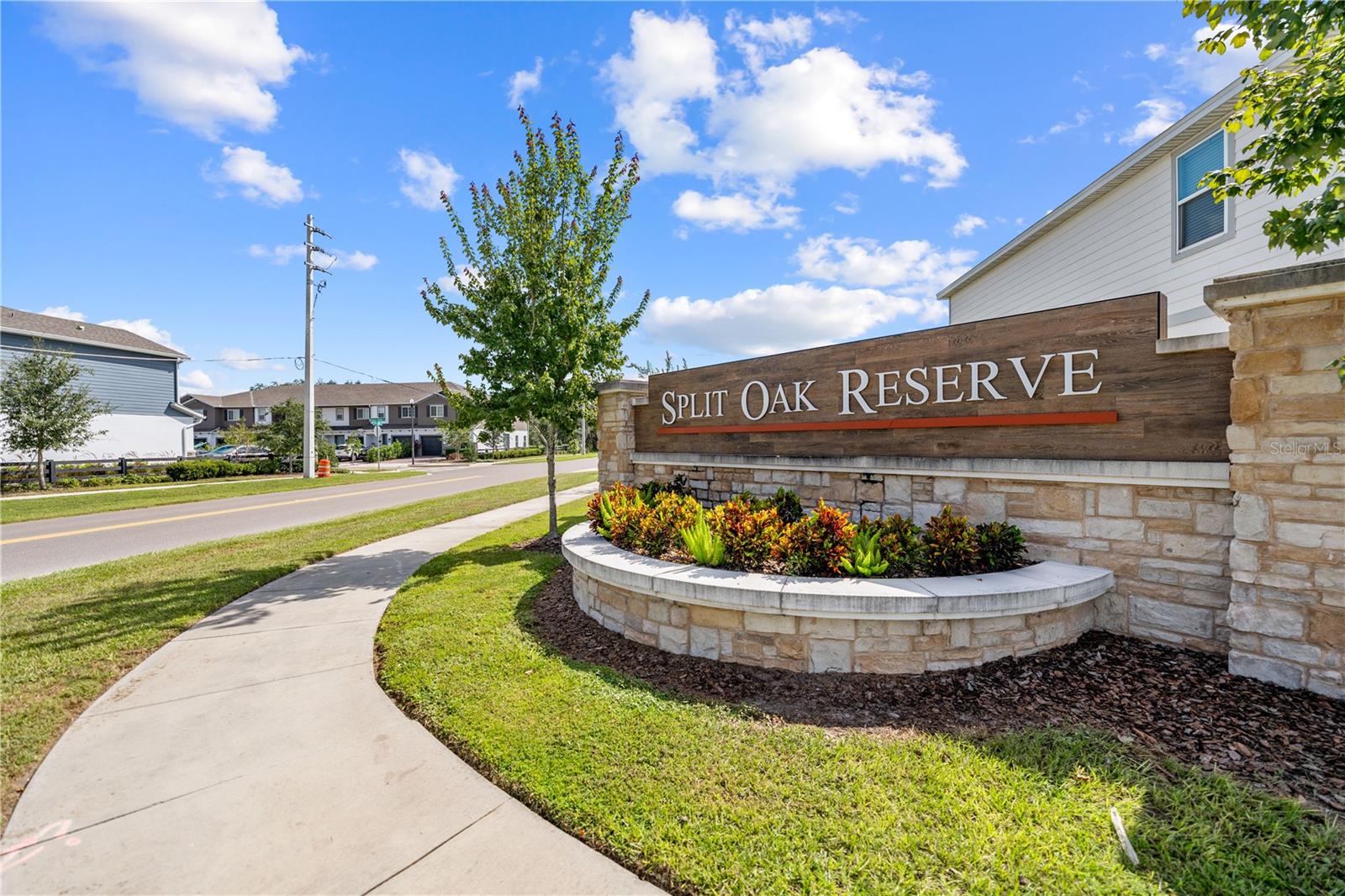 SPLIT OAK RESERVE - Residential