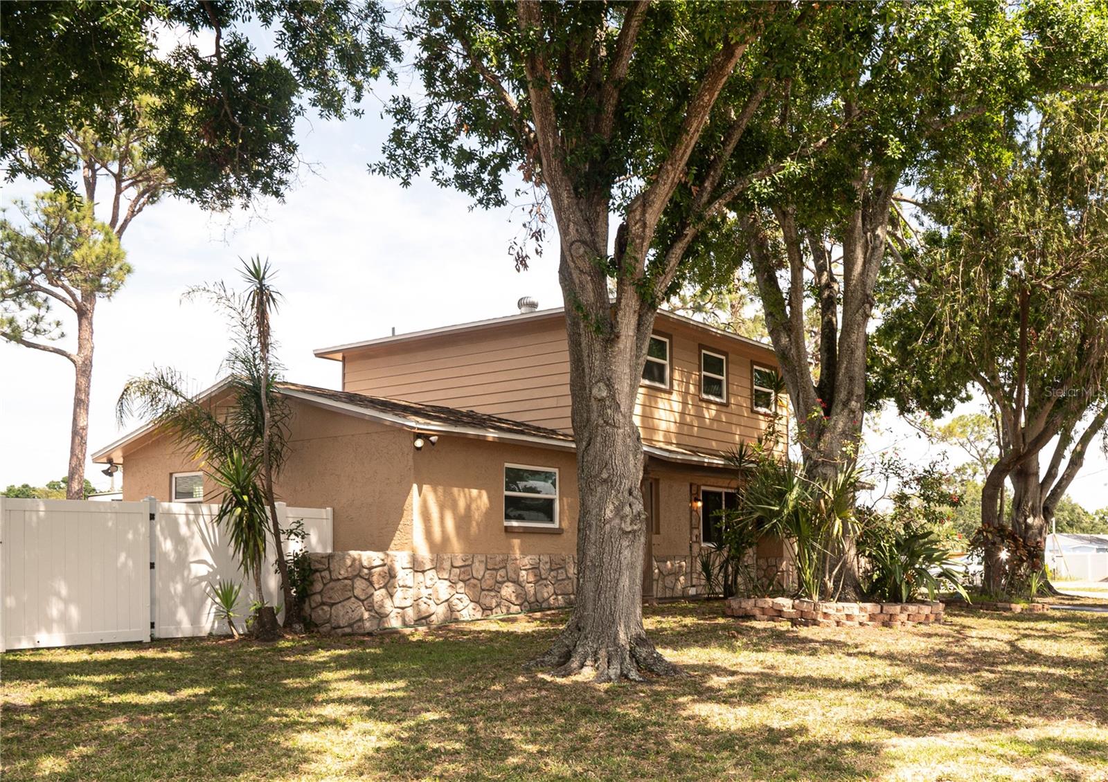 NORTH ST PETERSBURG - Residential