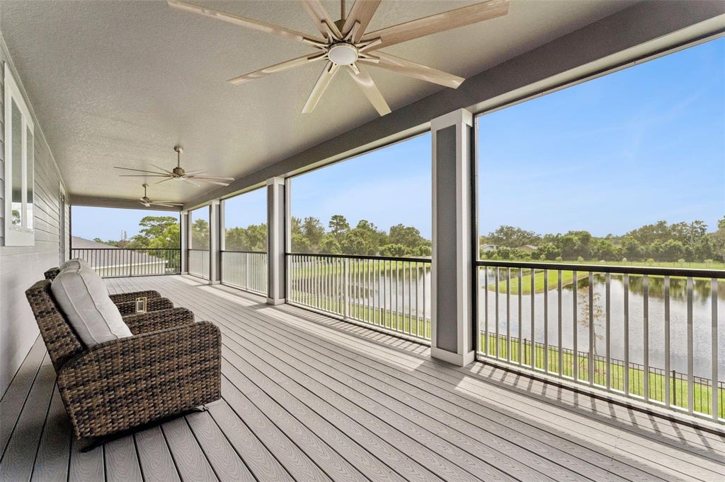 Photo of 2612 Ravencliffe Terrace, Oviedo, FL 32765 (MLS # O6439975)