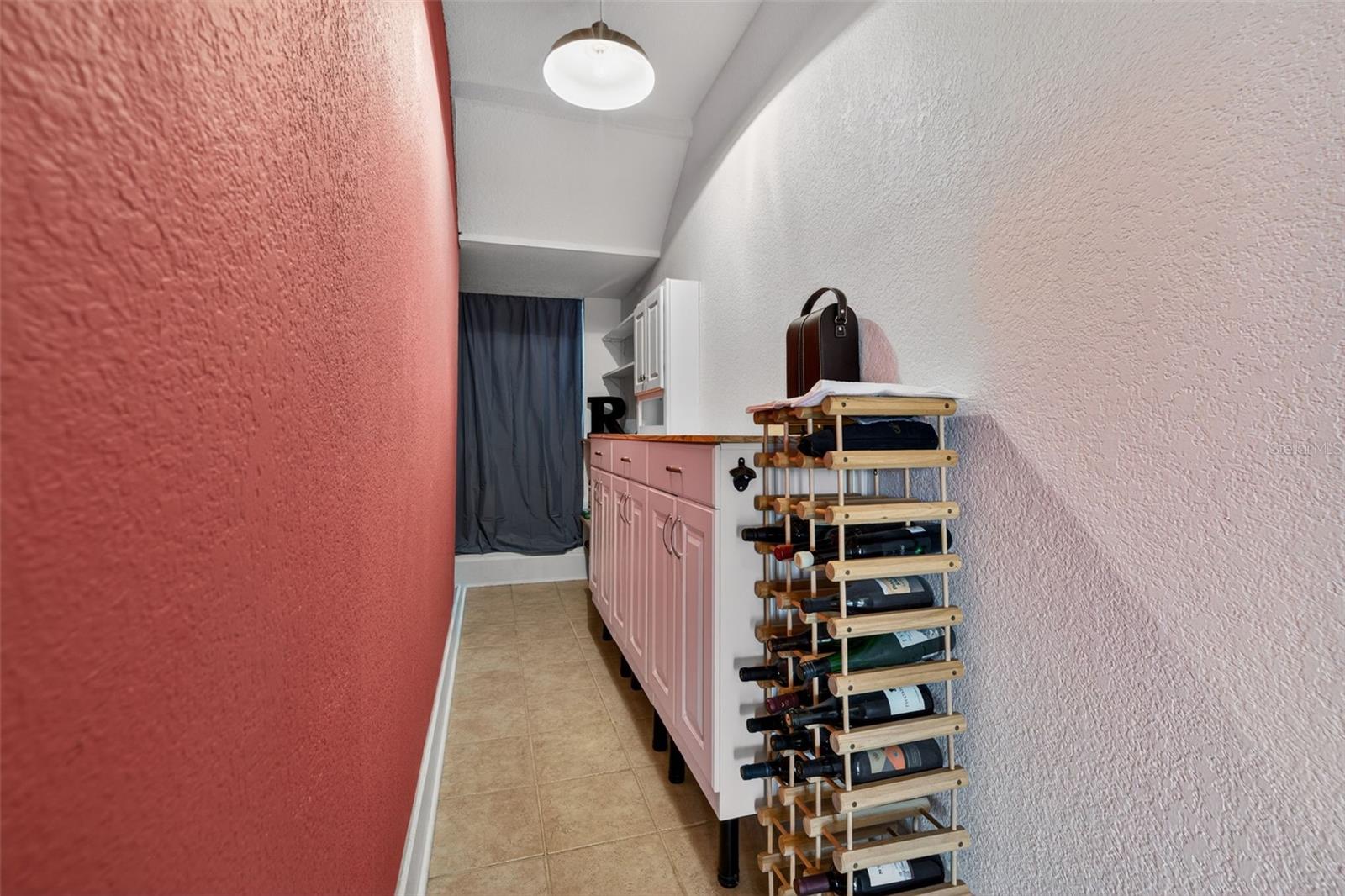 HEGRADO CONDO - Residential