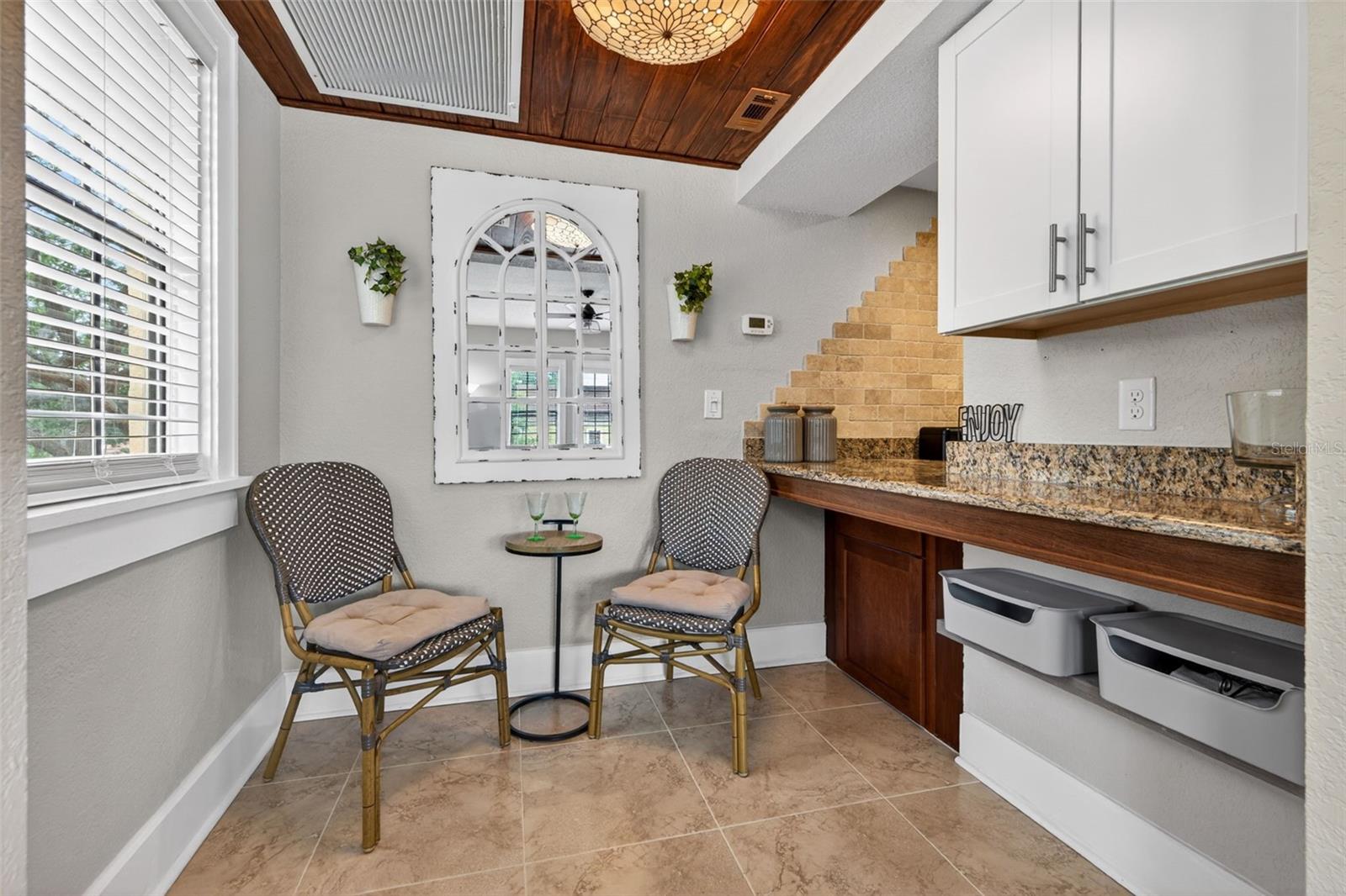 HEGRADO CONDO - Residential