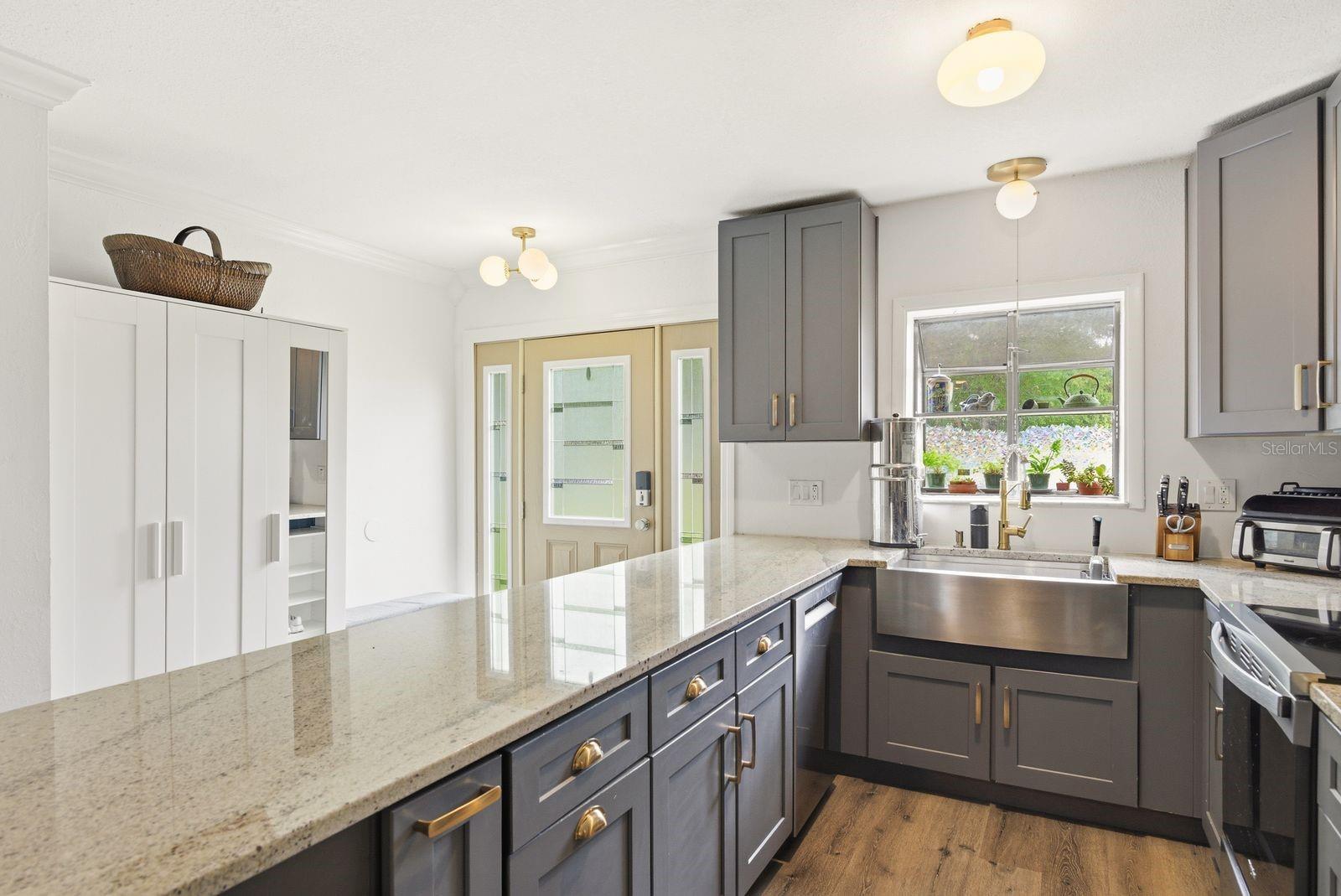 CANAL SHORES SUB - Residential