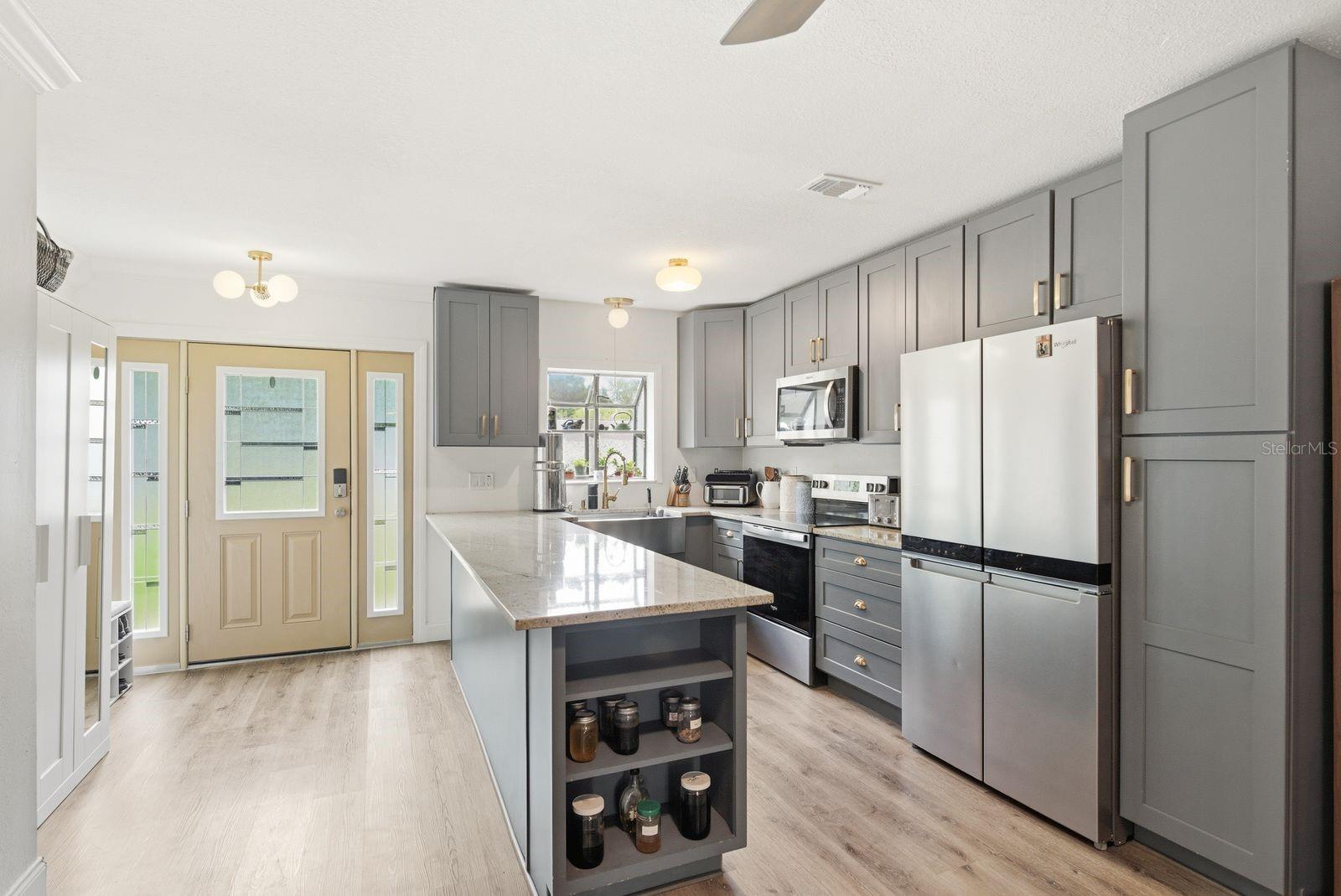 CANAL SHORES SUB - Residential