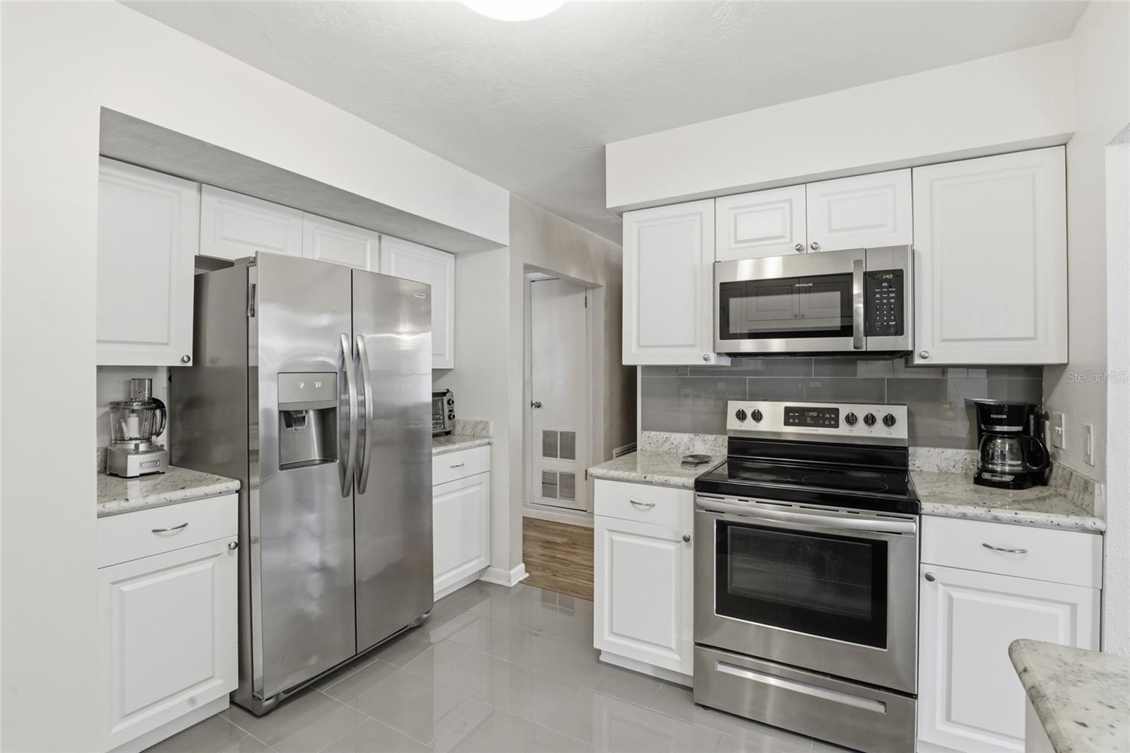 RENEWOOD - Residential