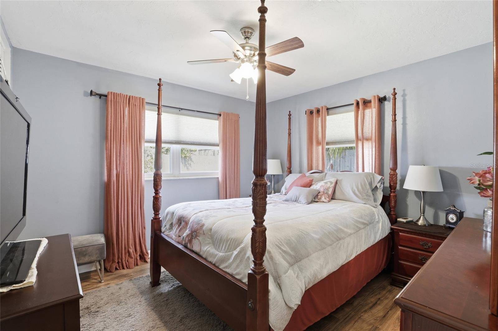 RENEWOOD - Residential