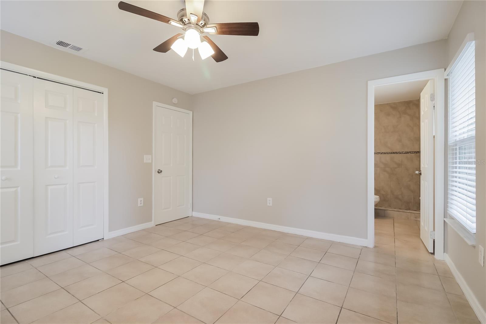 HIAWASSEE HILLS - Residential Lease