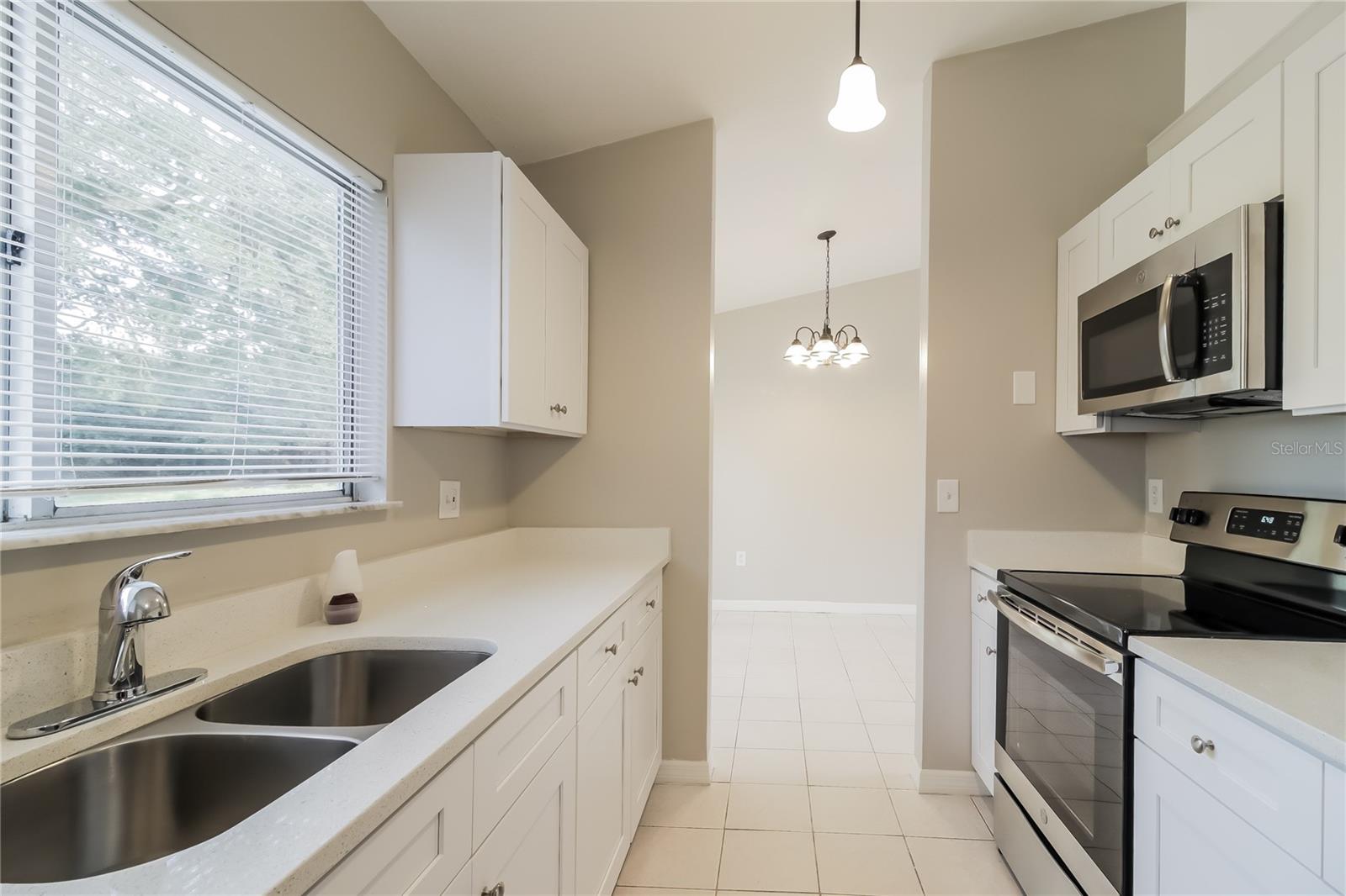 HIAWASSEE HILLS - Residential Lease