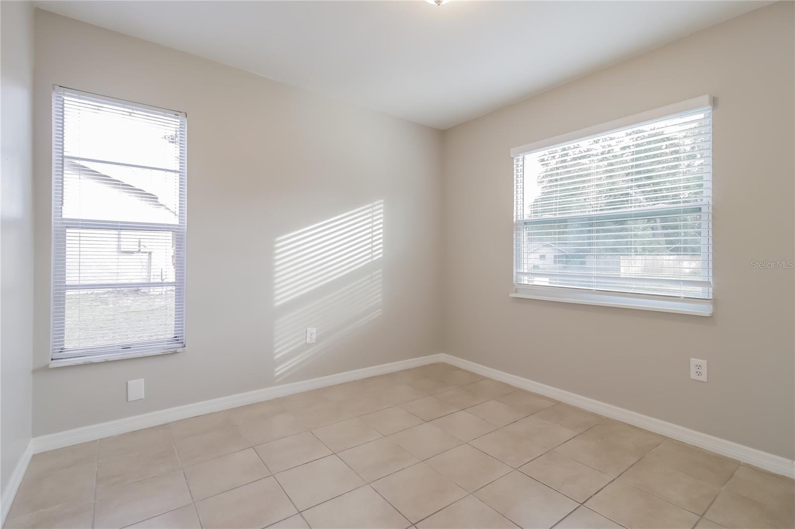 HIAWASSEE HILLS - Residential Lease