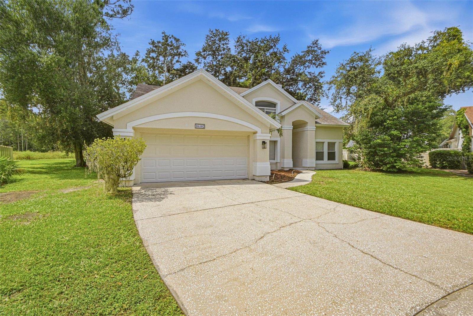 9006 DIXIANA VILLA CIRCLE