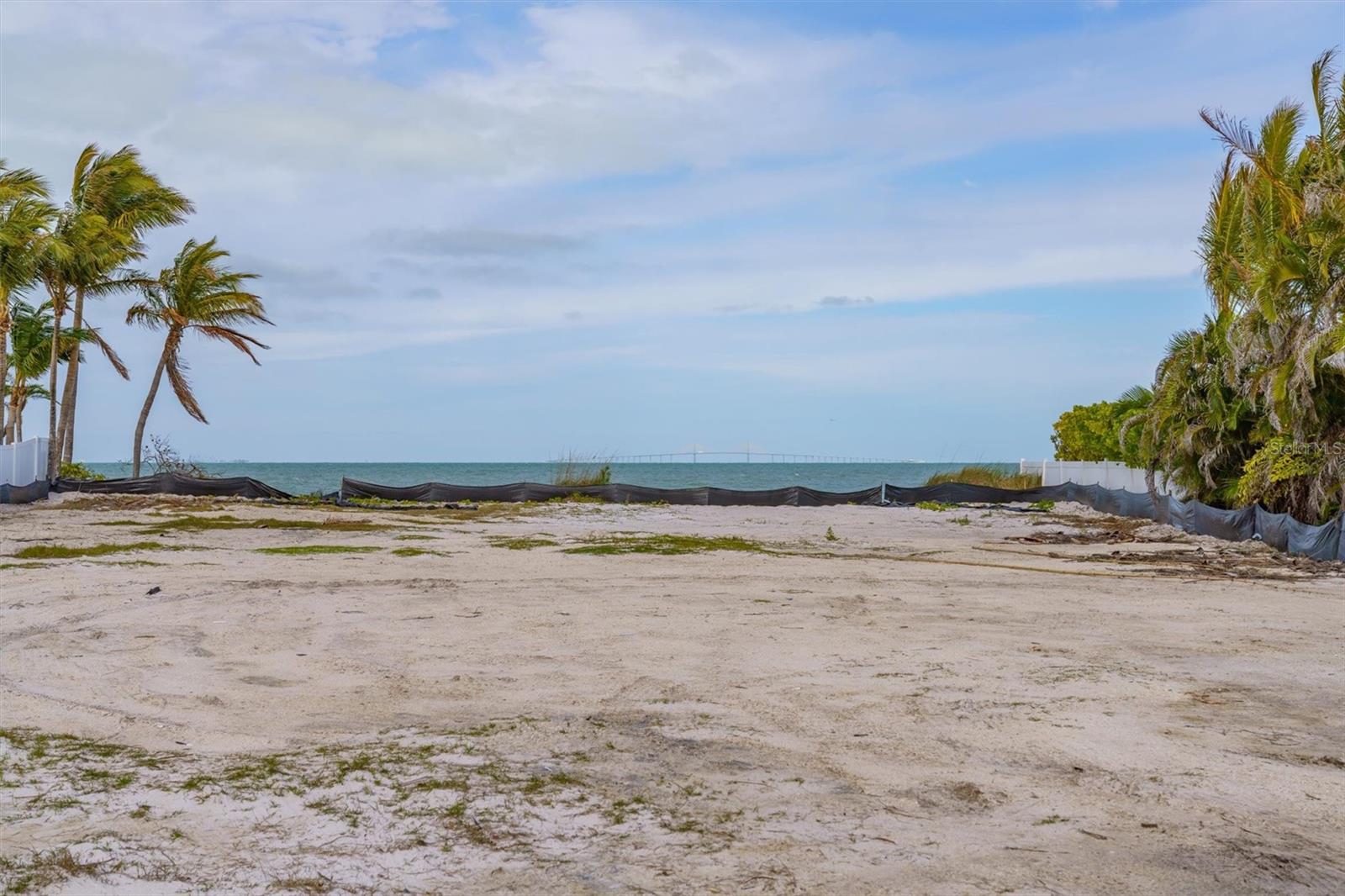 BEACH & BAY SUB - Land