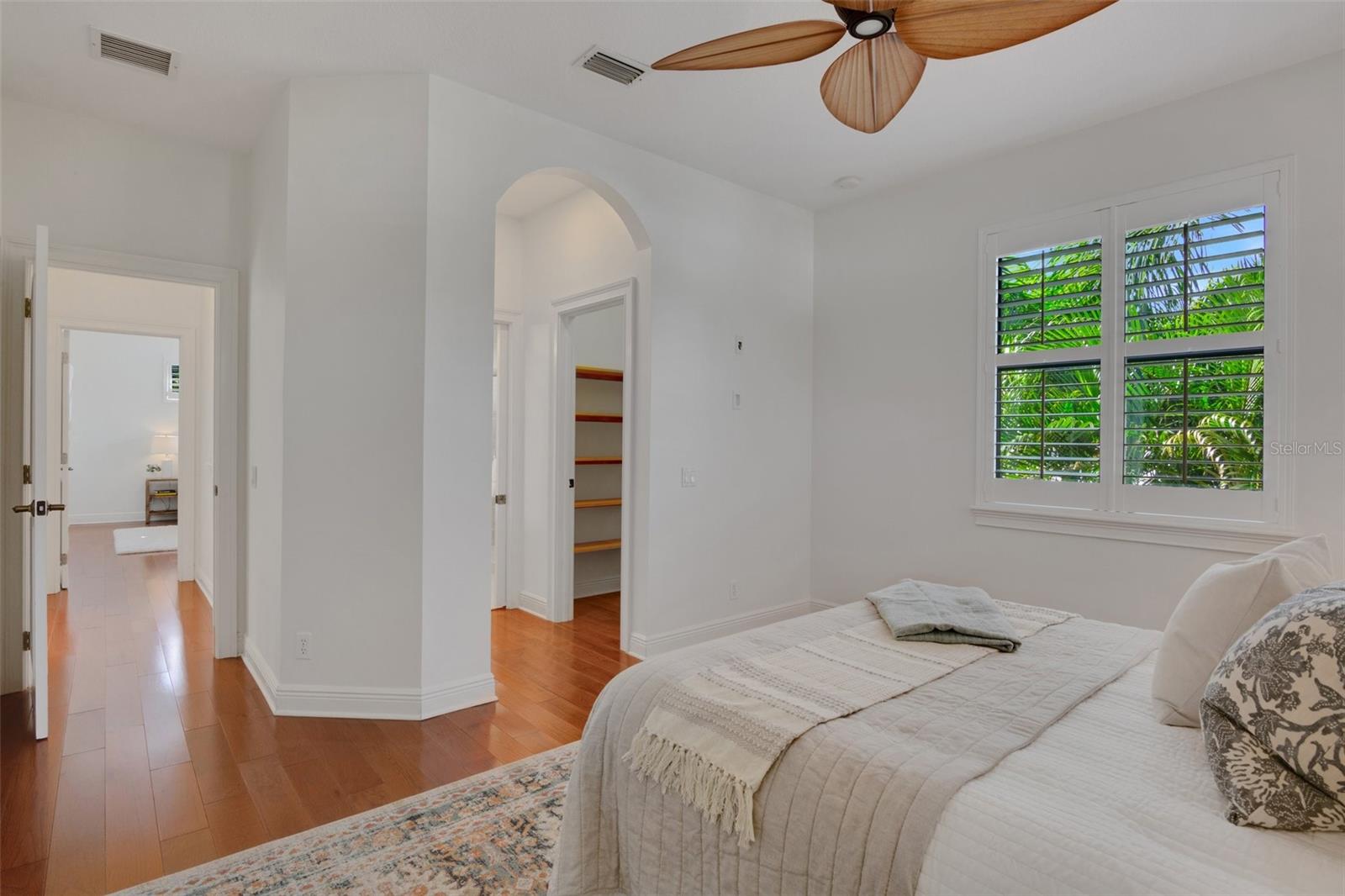 MCINTYRE WILSON & POTTERS - Residential