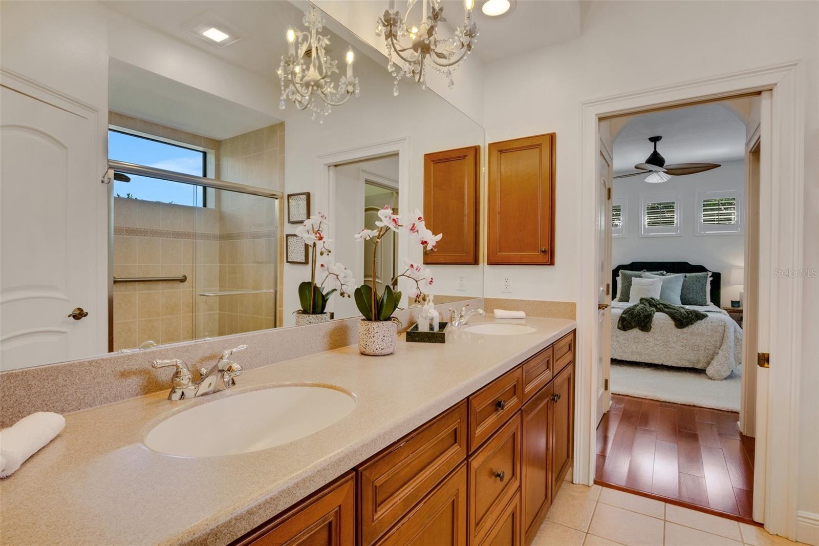 MCINTYRE WILSON & POTTERS - Residential