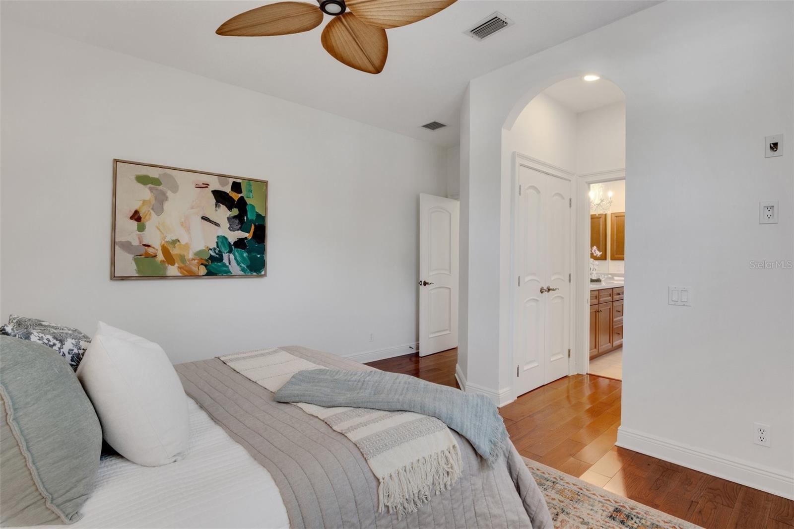 MCINTYRE WILSON & POTTERS - Residential