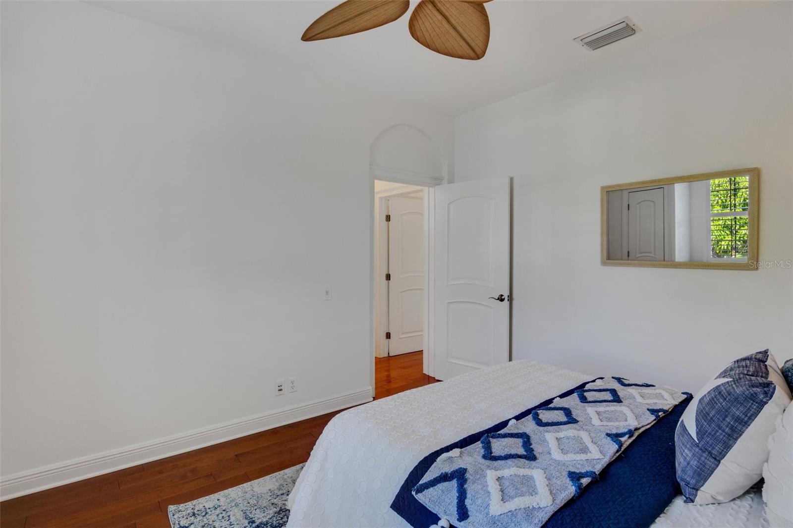 MCINTYRE WILSON & POTTERS - Residential