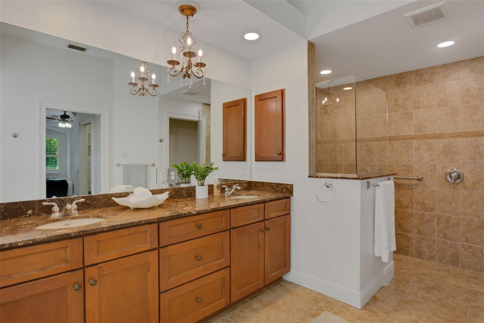 MCINTYRE WILSON & POTTERS - Residential