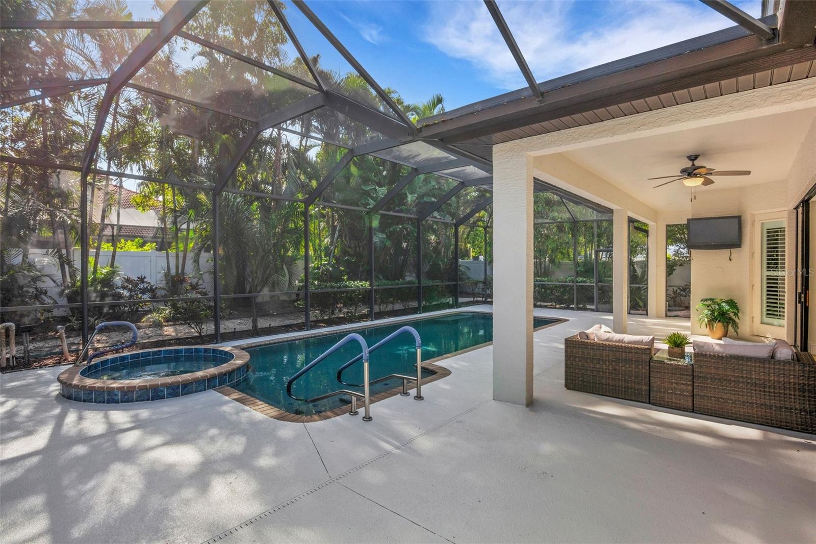 MCINTYRE WILSON & POTTERS - Residential