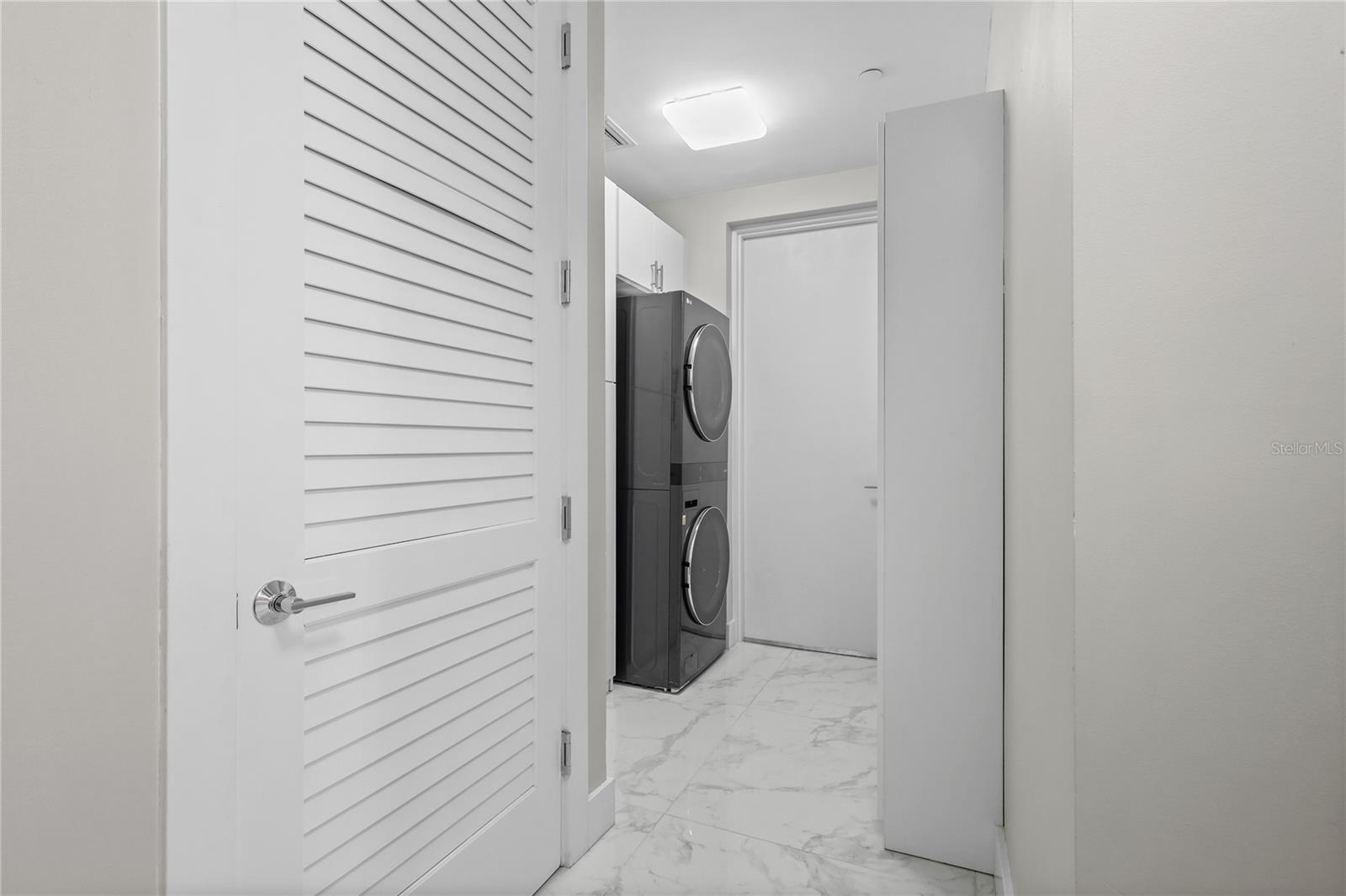 VUE SARASOTA BAY - Residential