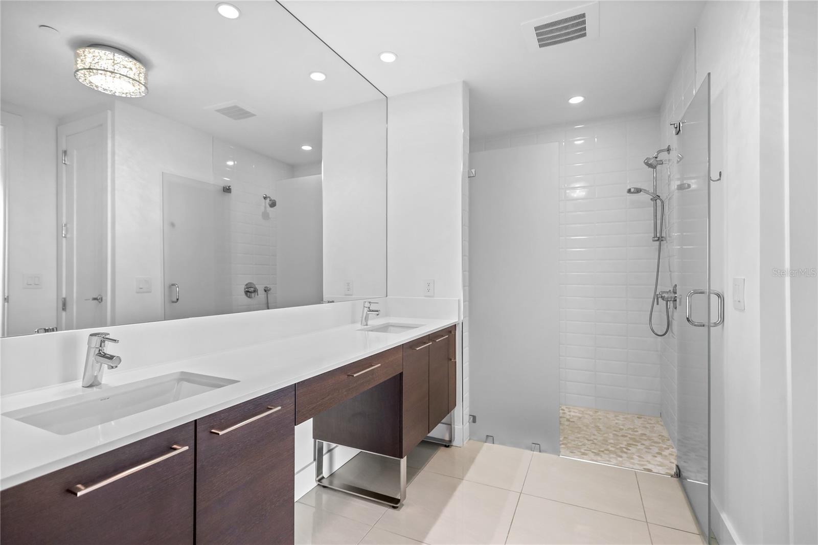 VUE SARASOTA BAY - Residential