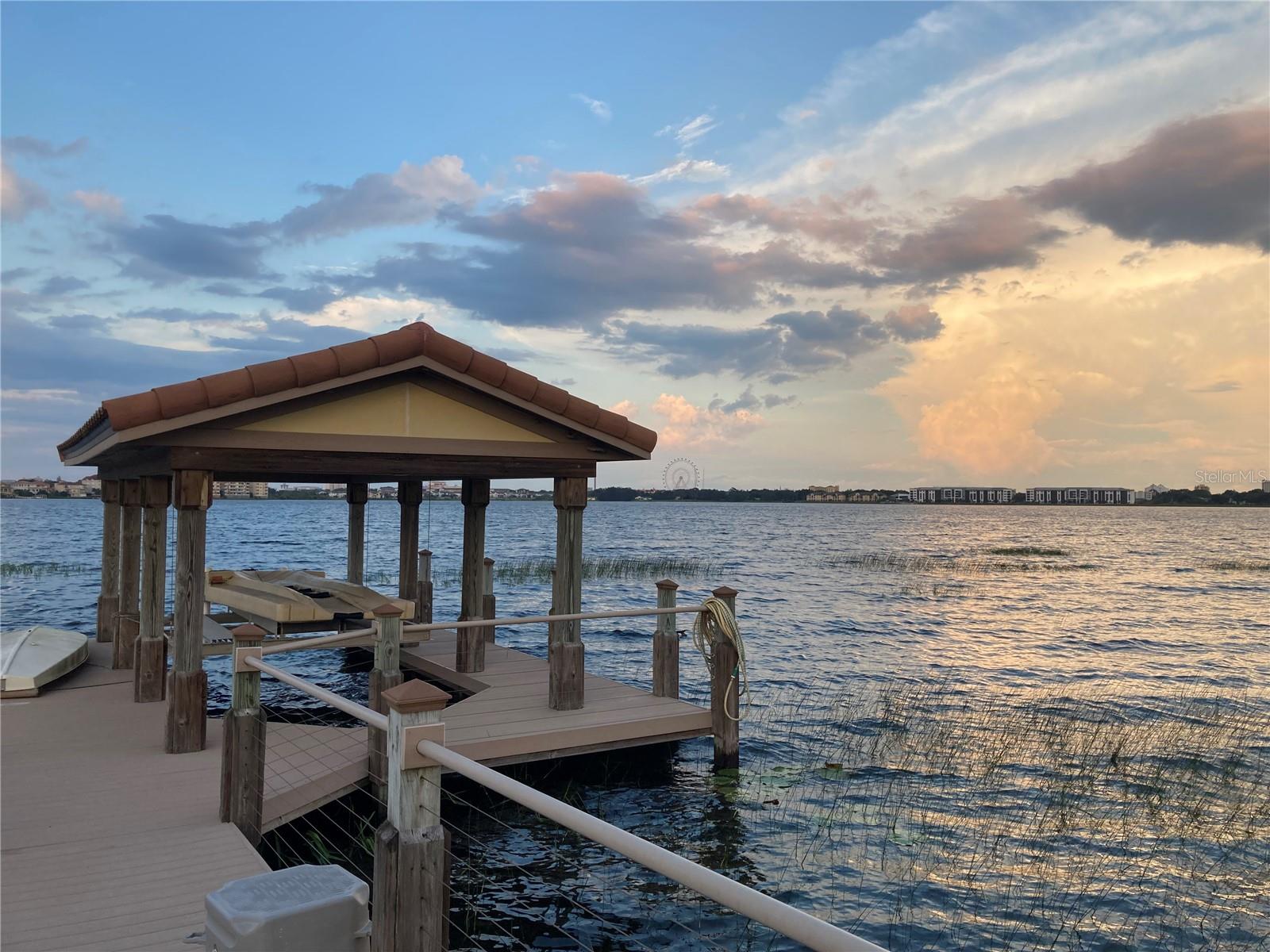 ESTS AT PHILLIPS LANDING PH 2 - Residential