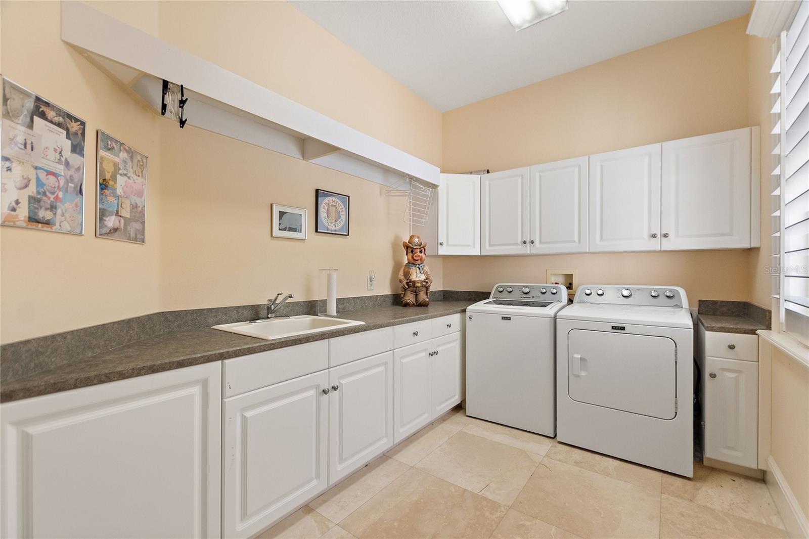 ESTS AT PHILLIPS LANDING PH 2 - Residential