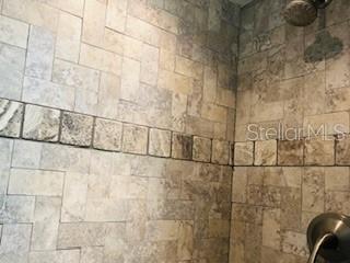 ALOHA GARDENS - Residential