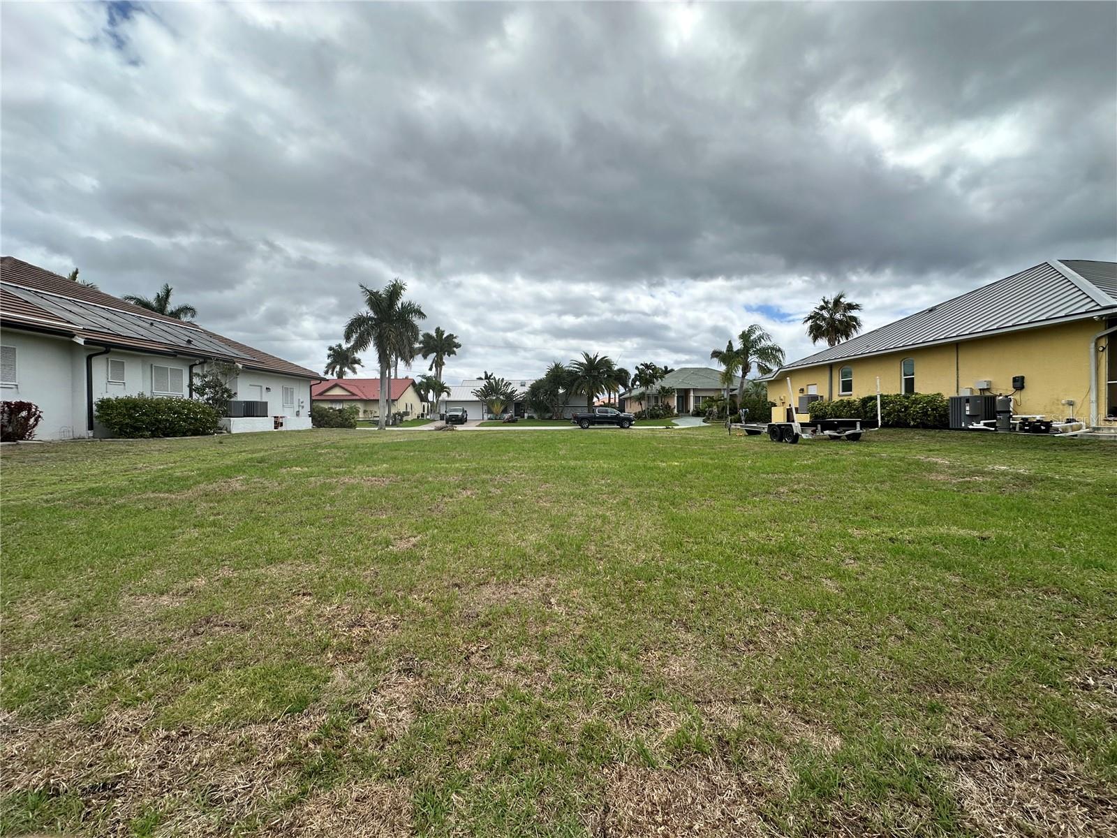 PUNTA GORDA ISLES SEC 12 - Land