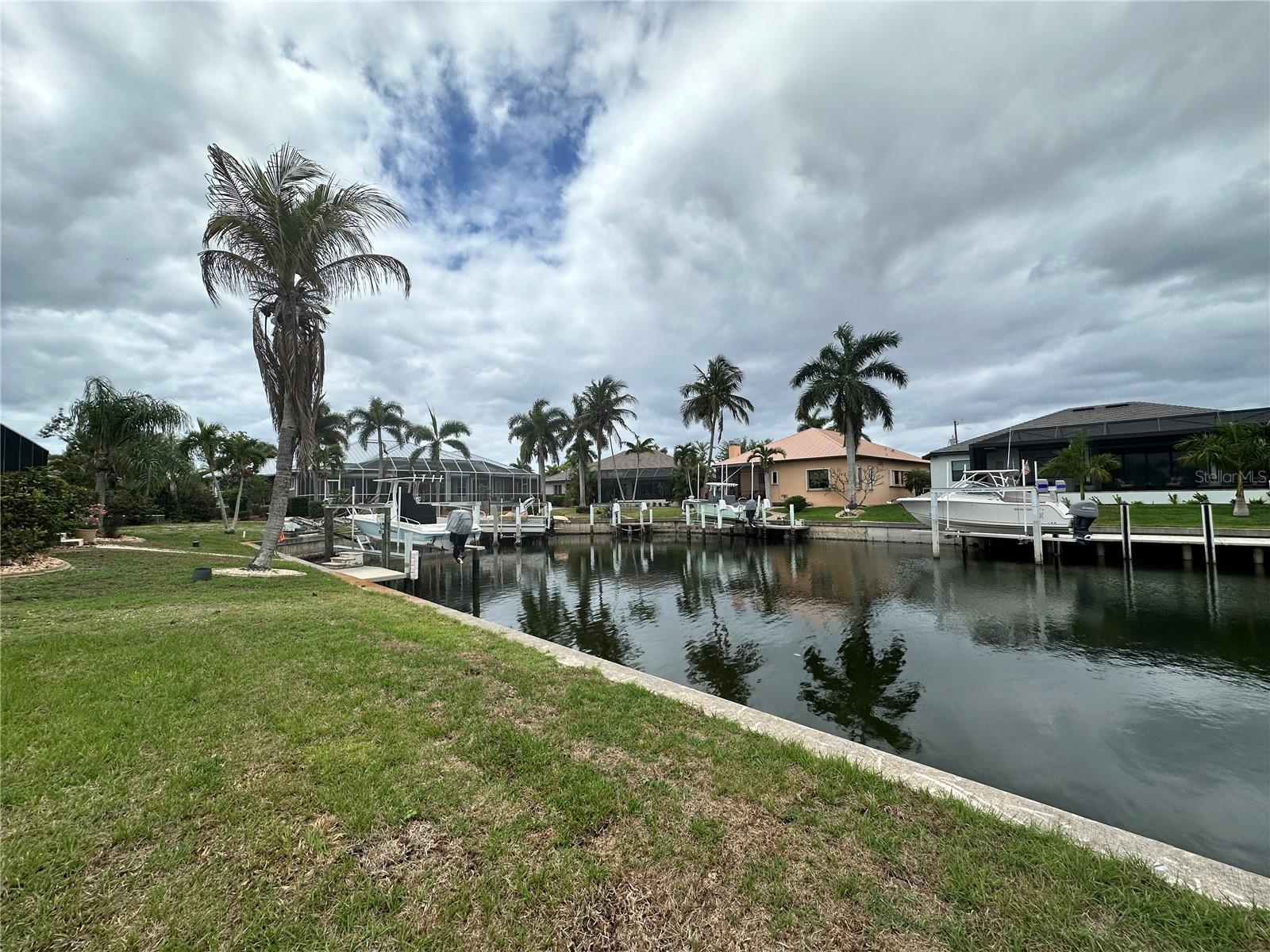 PUNTA GORDA ISLES SEC 12 - Land