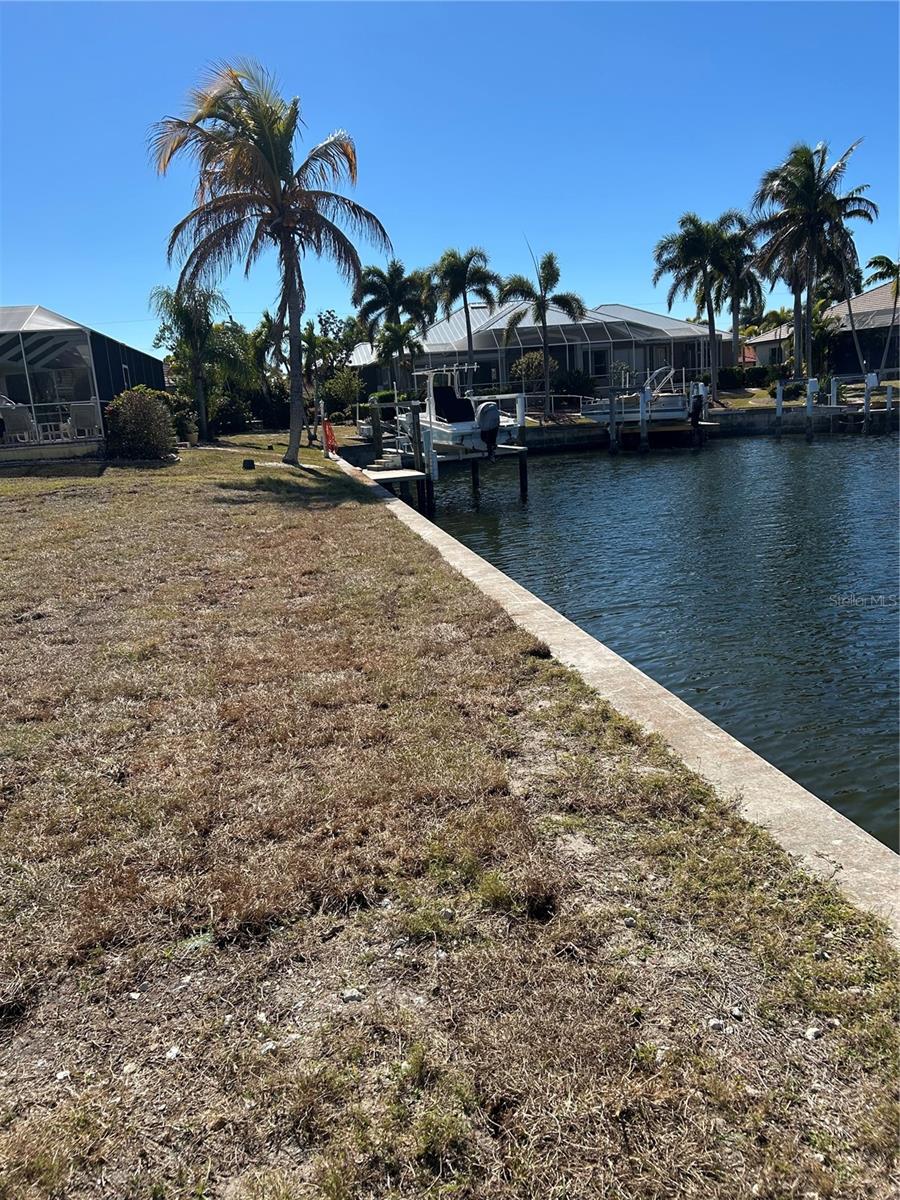 PUNTA GORDA ISLES SEC 12 - Land
