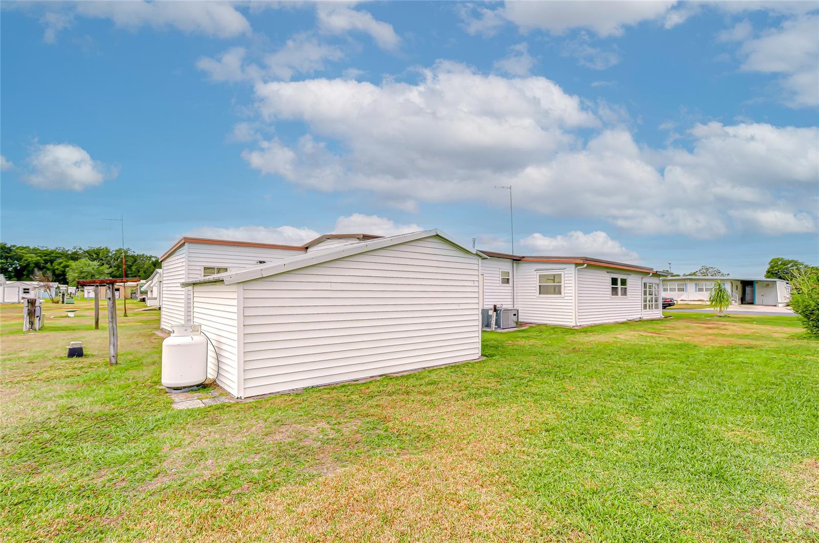 GEM ESTATES - Residential