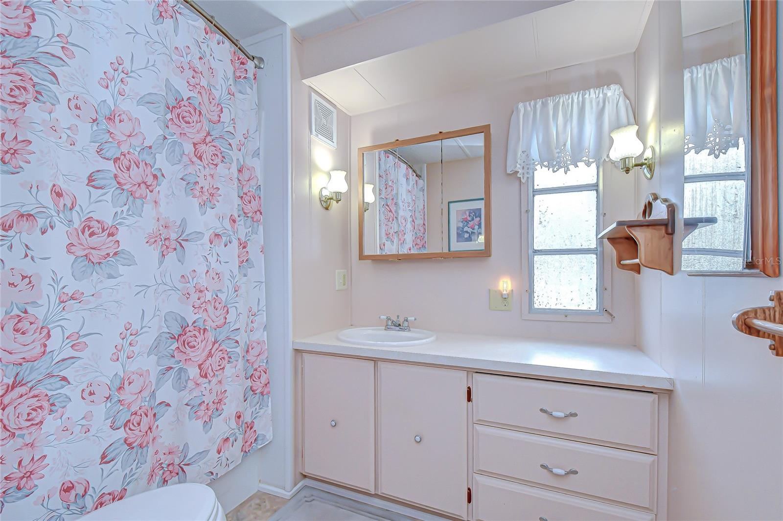 GEM ESTATES - Residential