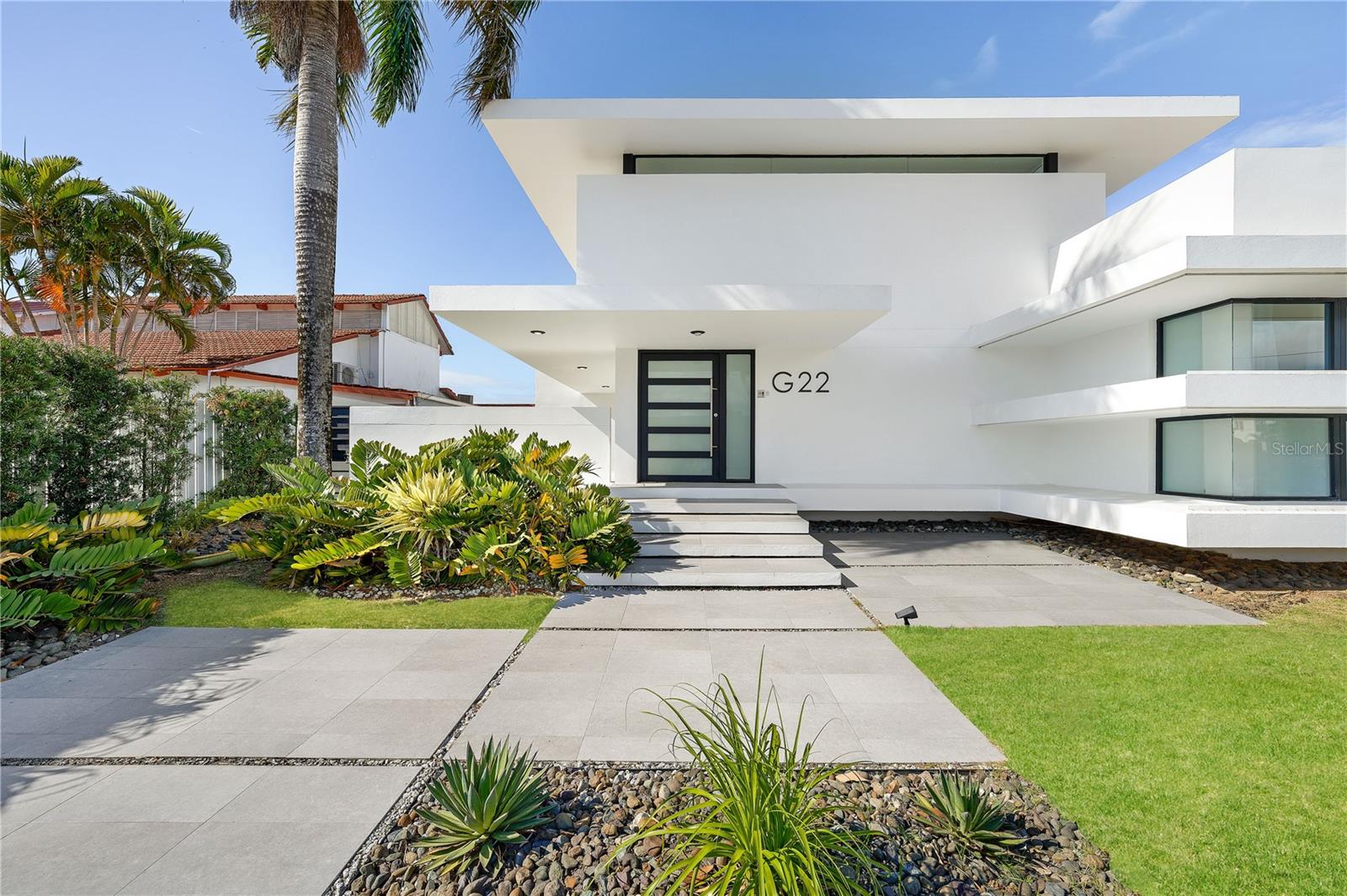 VISTAMAR MARINA EAST - Residential