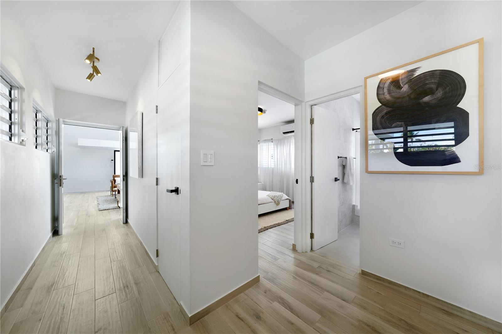 VISTAMAR MARINA EAST - Residential