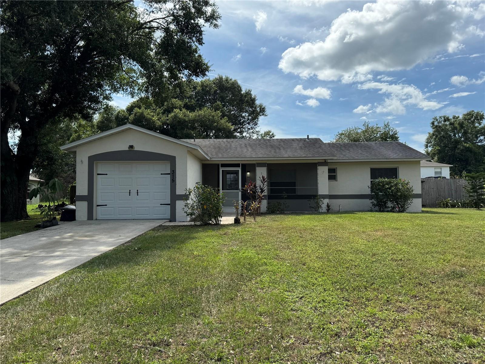 MASCOTTE SITTLERS SHORES - Residential