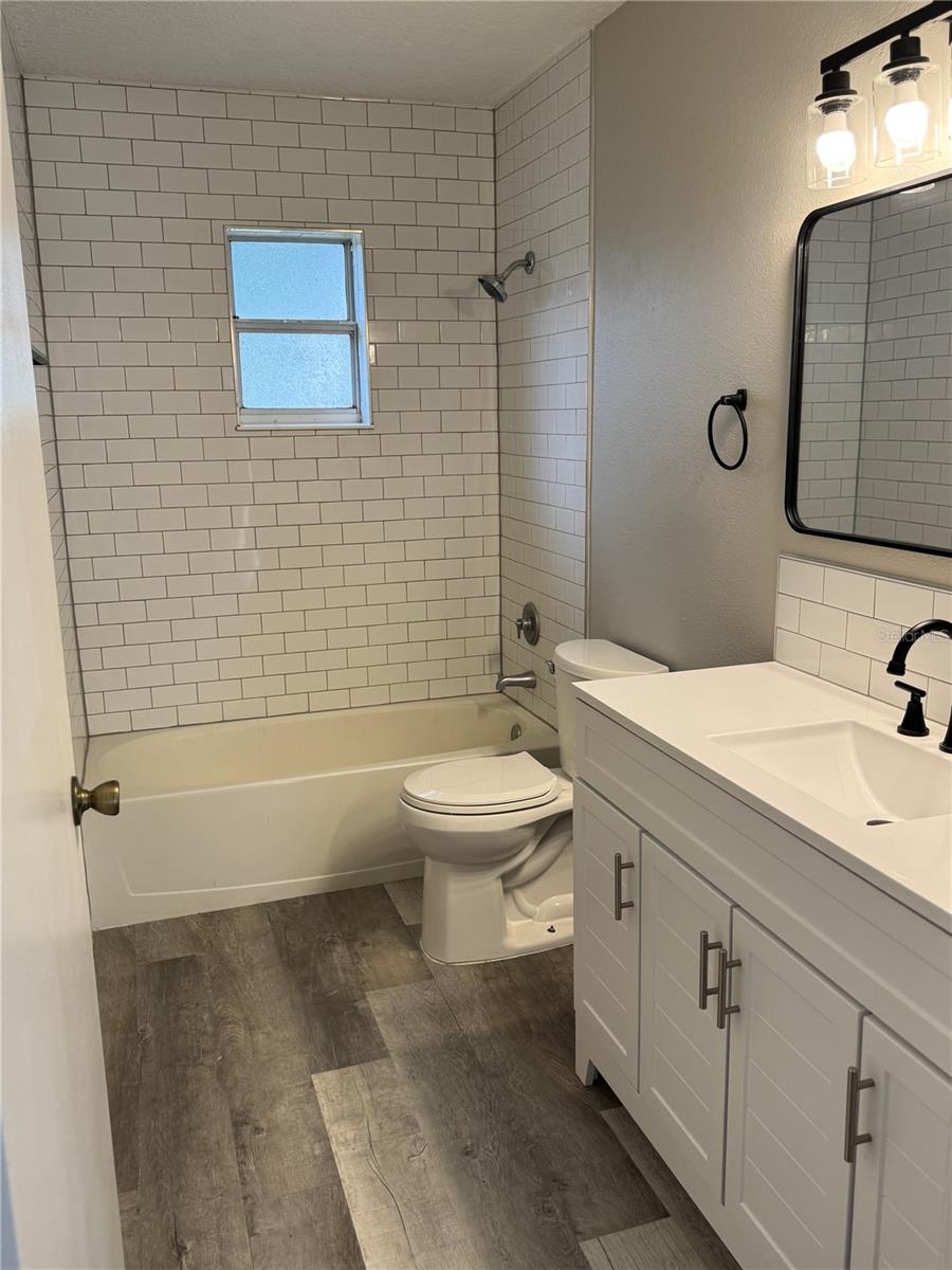 MASCOTTE SITTLERS SHORES - Residential