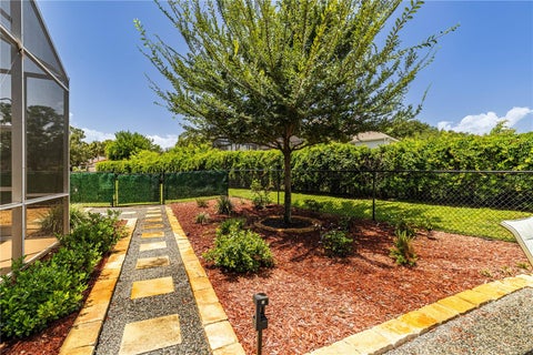 Tiny photo for 34021 Park Lane, Leesburg, FL 34788 (MLS # G5114888)