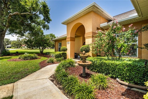 Tiny photo for 34021 Park Lane, Leesburg, FL 34788 (MLS # G5114888)