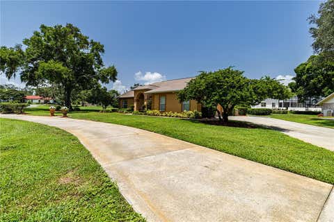 Tiny photo for 34021 Park Lane, Leesburg, FL 34788 (MLS # G5114888)