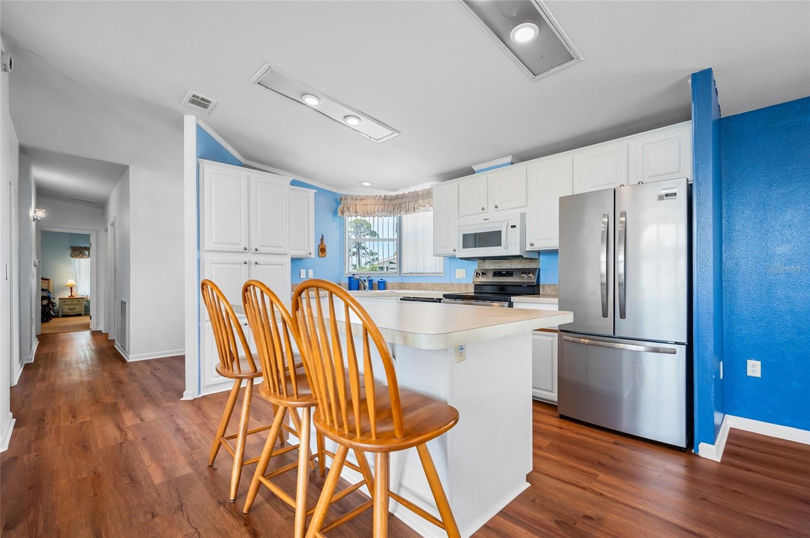 9177 PINEHAVEN WAY