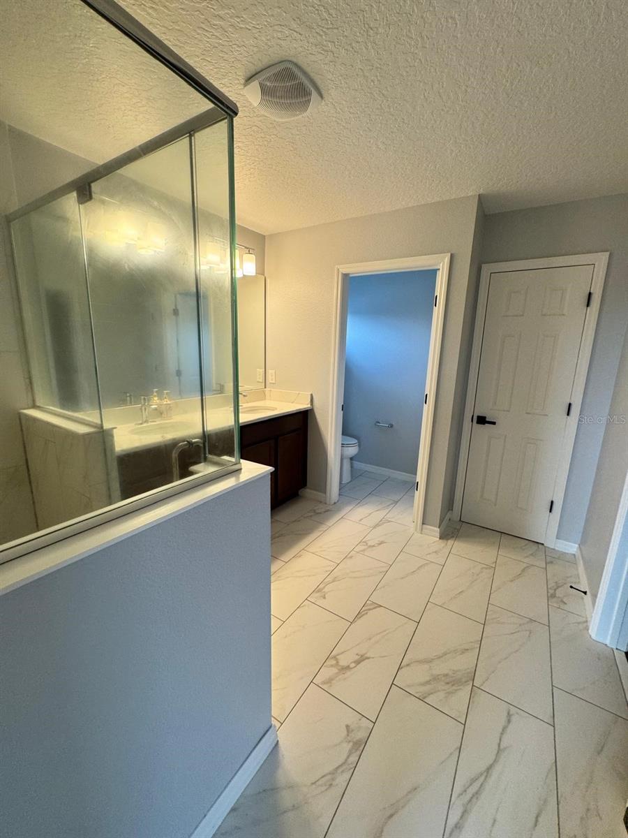 EAGLE POINTE PH III SUB - Residential Lease