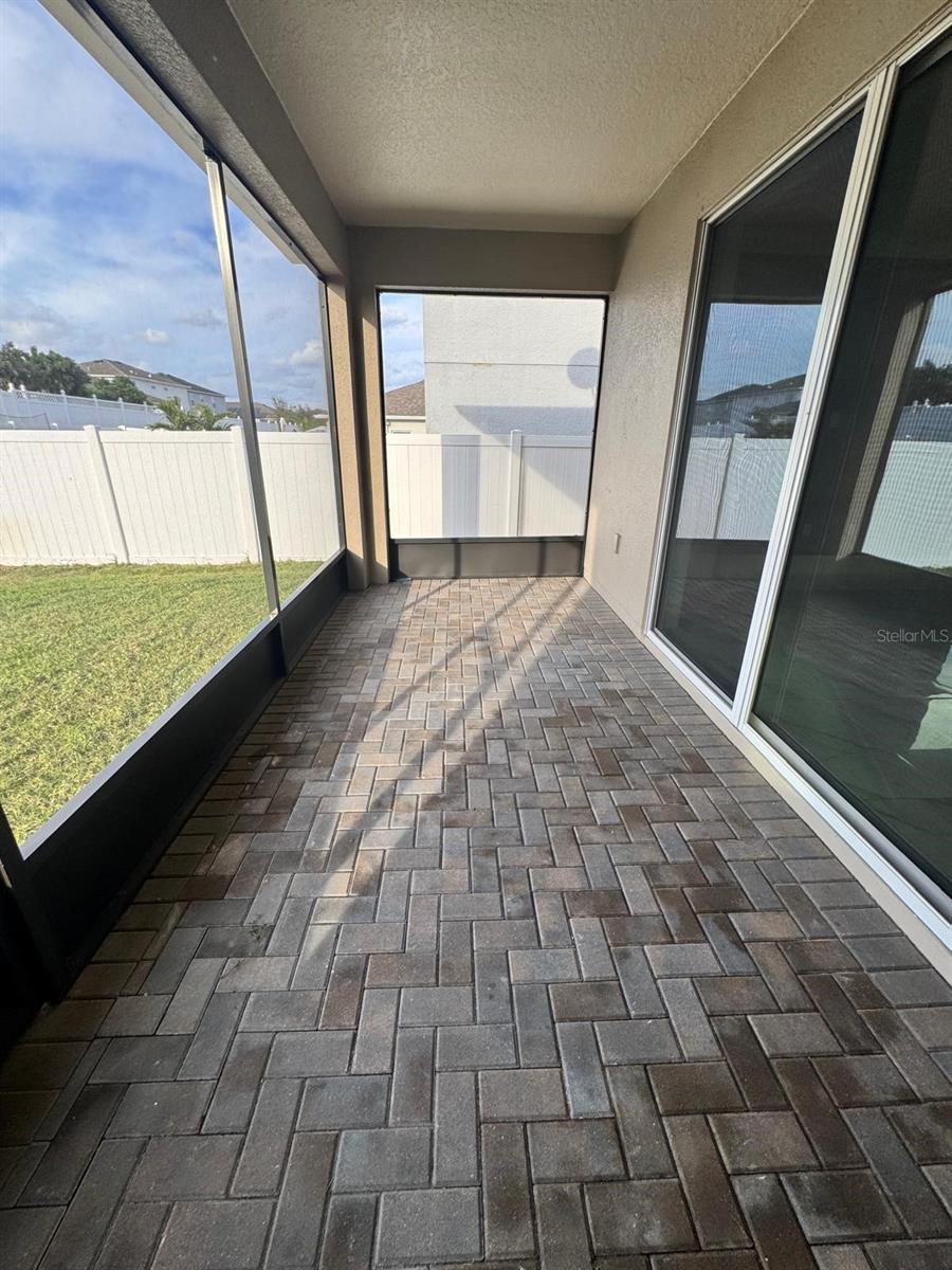 EAGLE POINTE PH III SUB - Residential Lease