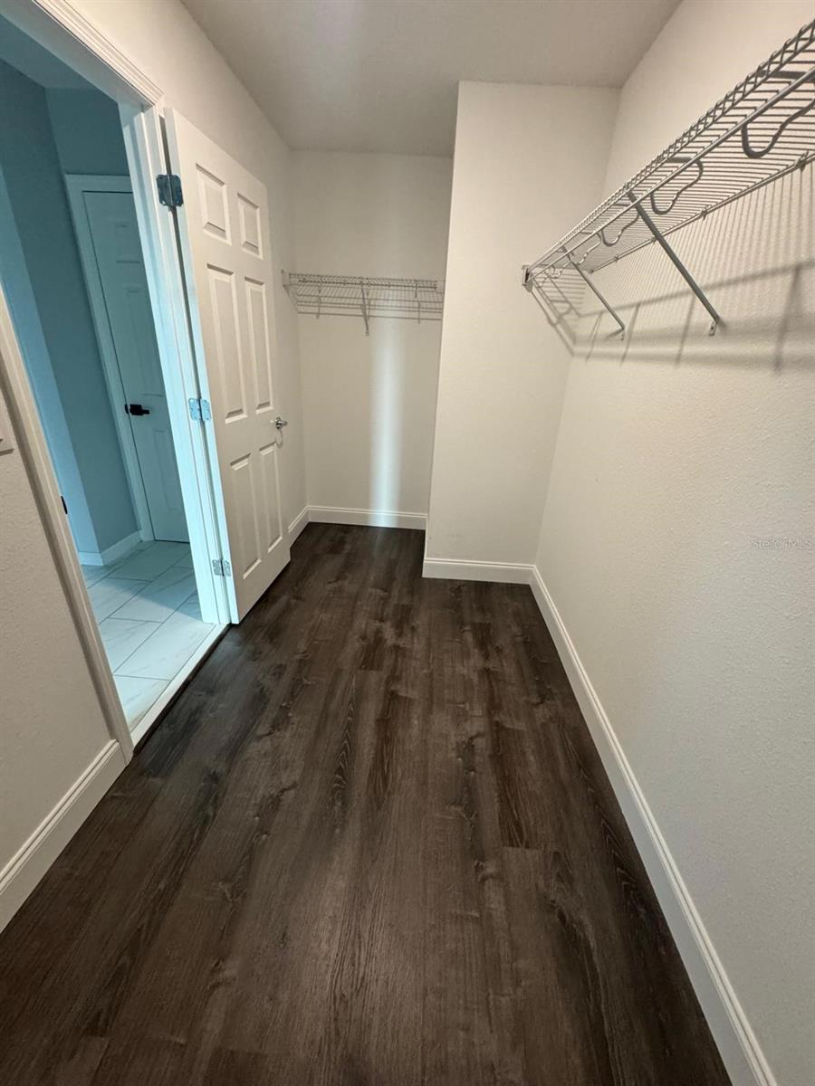 EAGLE POINTE PH III SUB - Residential Lease