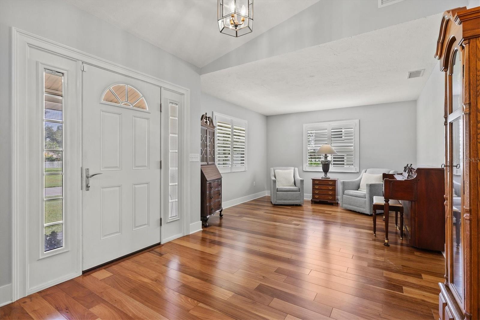 DUQUOIN HEIGHTS - Residential