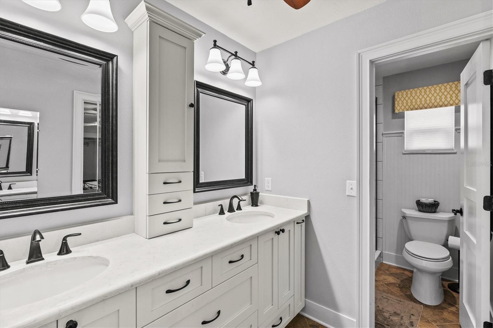 DUQUOIN HEIGHTS - Residential