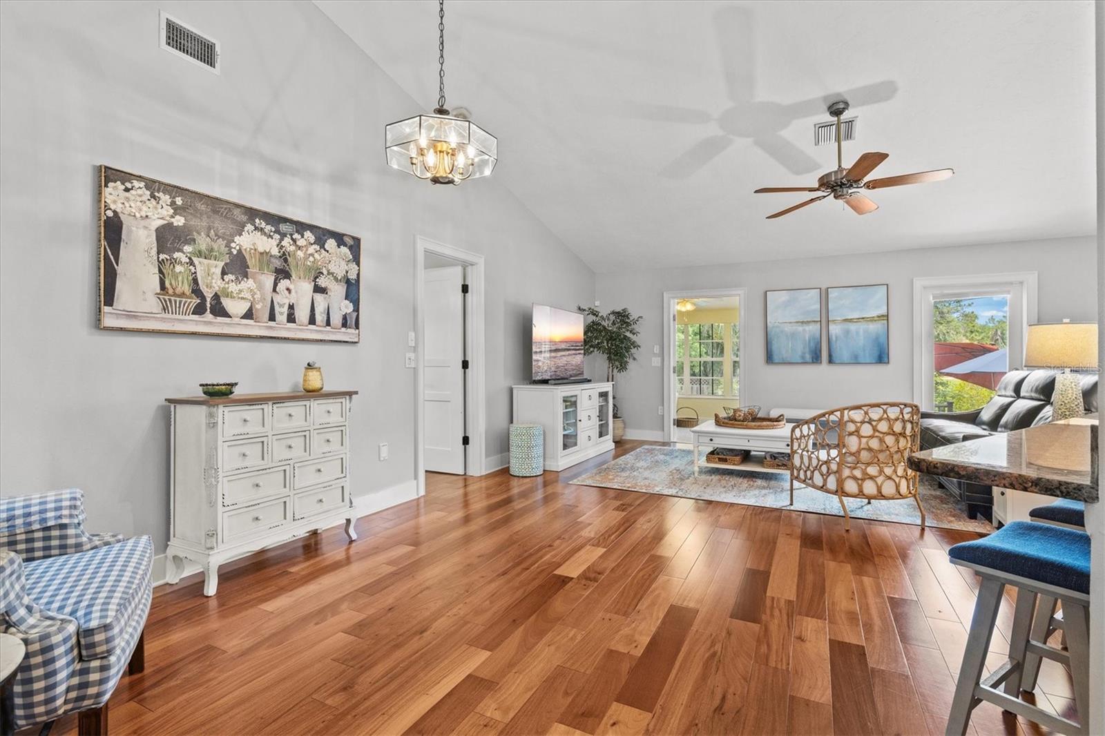 DUQUOIN HEIGHTS - Residential