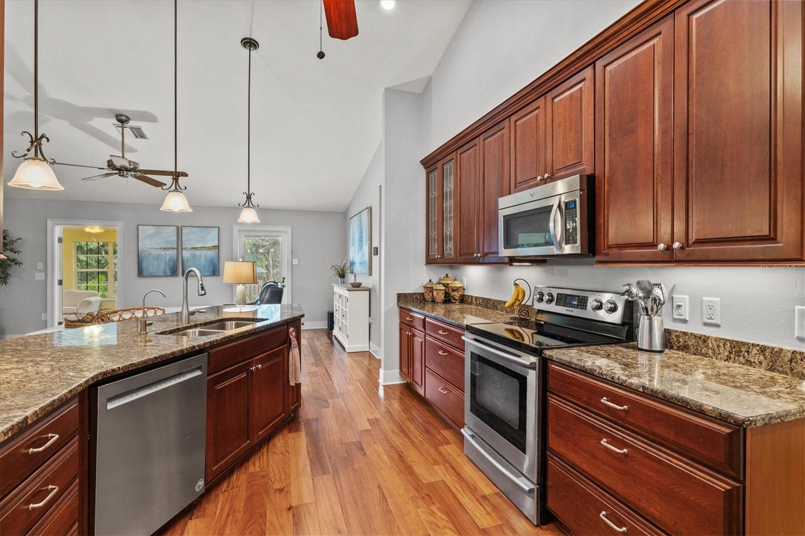 DUQUOIN HEIGHTS - Residential