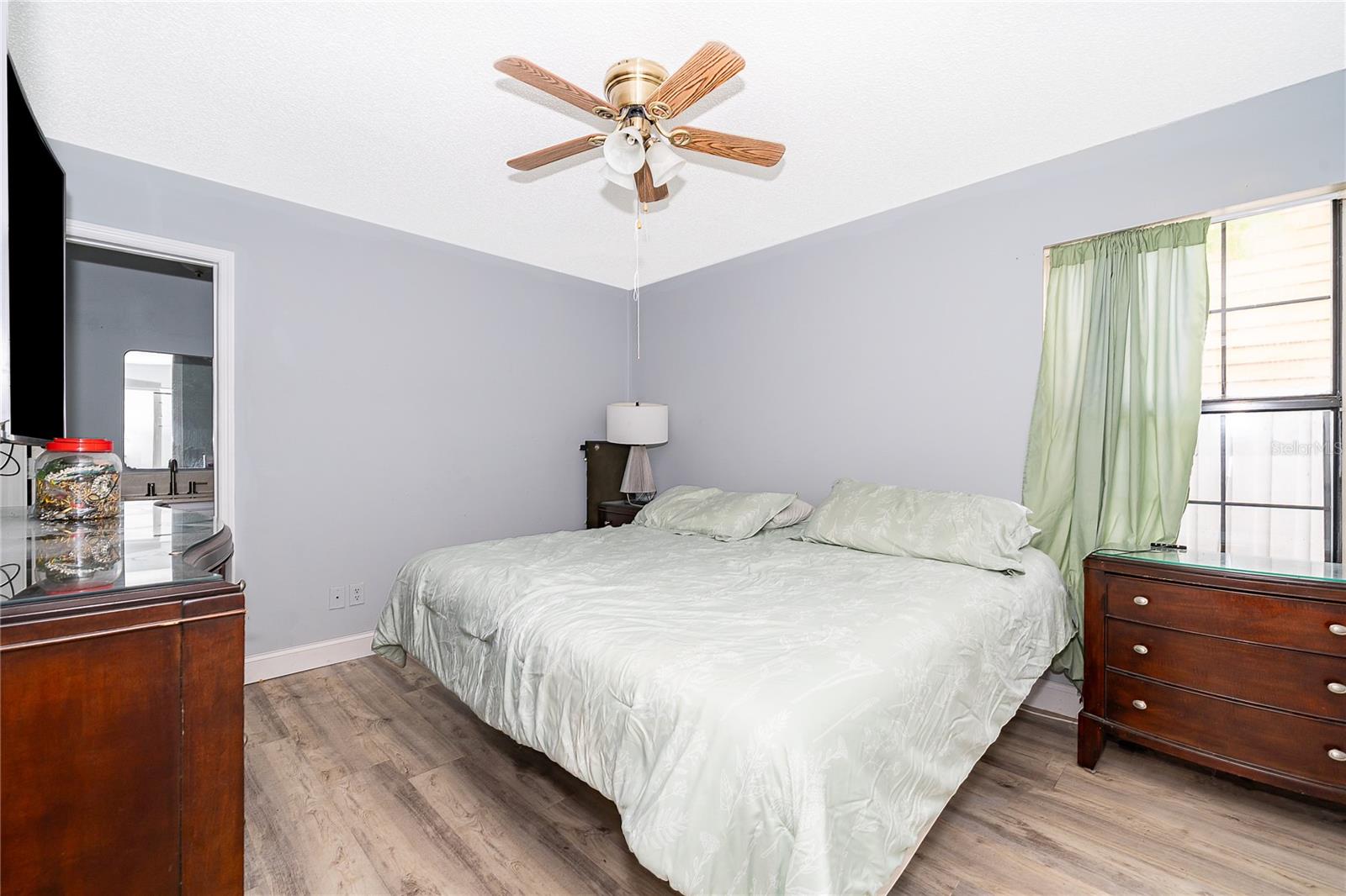 OAKLAND VILLAGE - Residential