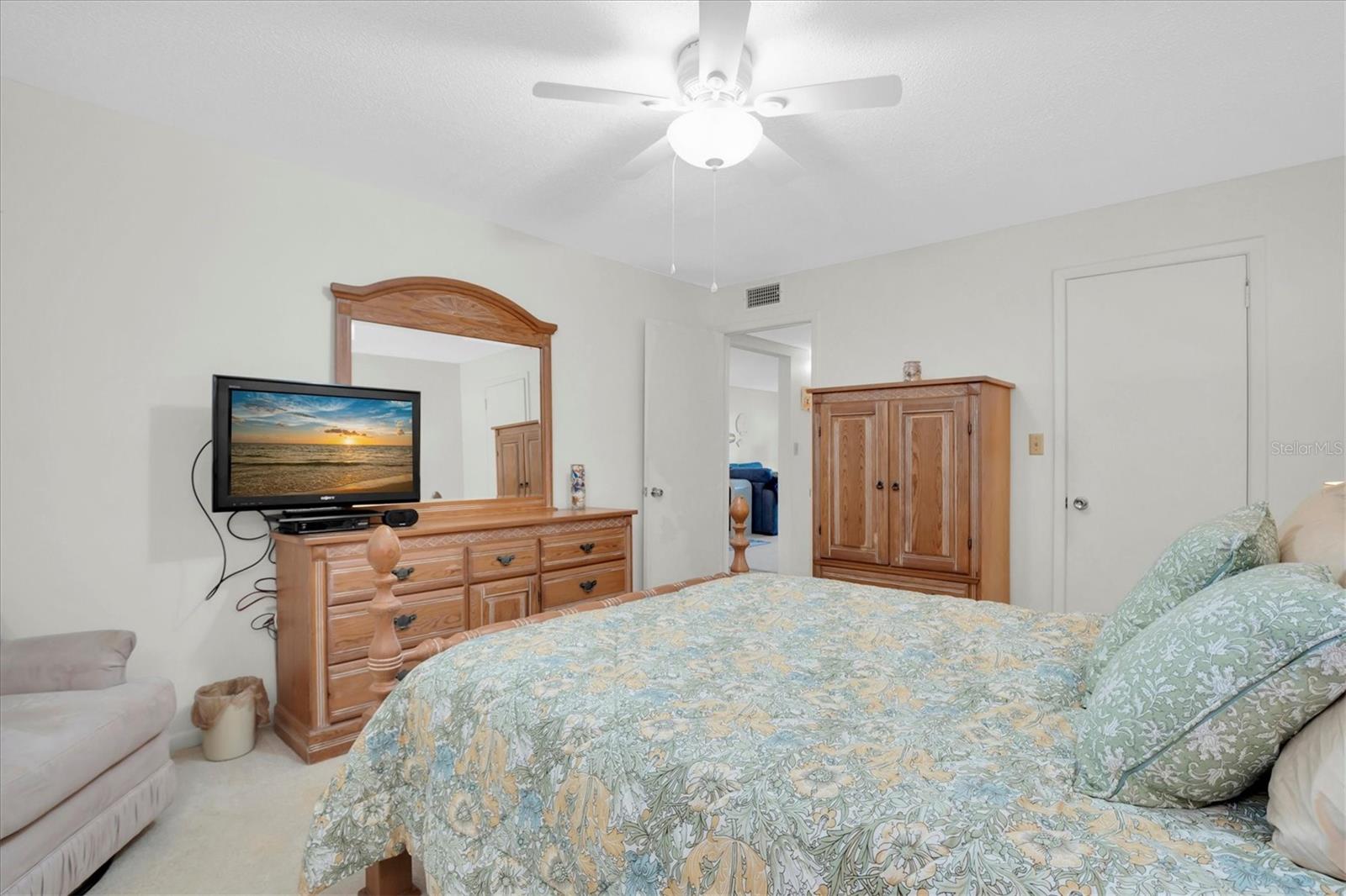 REGENCY WEST APTS CONDO - Residential Lease