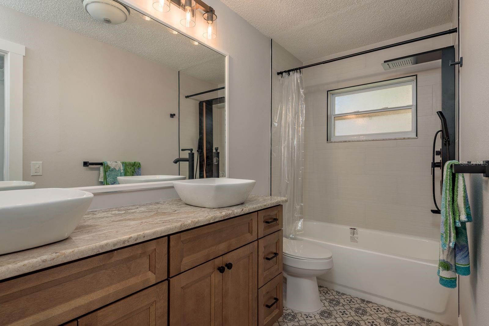 GULF HARBORS WOODLAN - Residential Lease