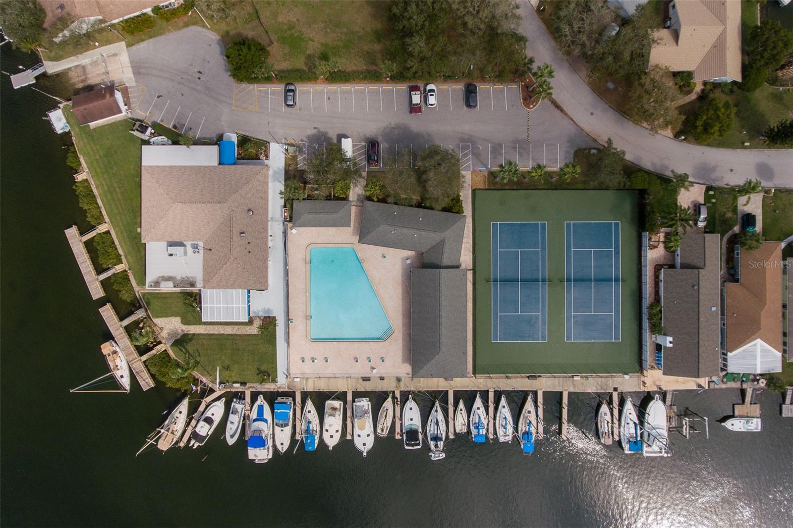 GULF HARBORS WOODLAN - Residential Lease